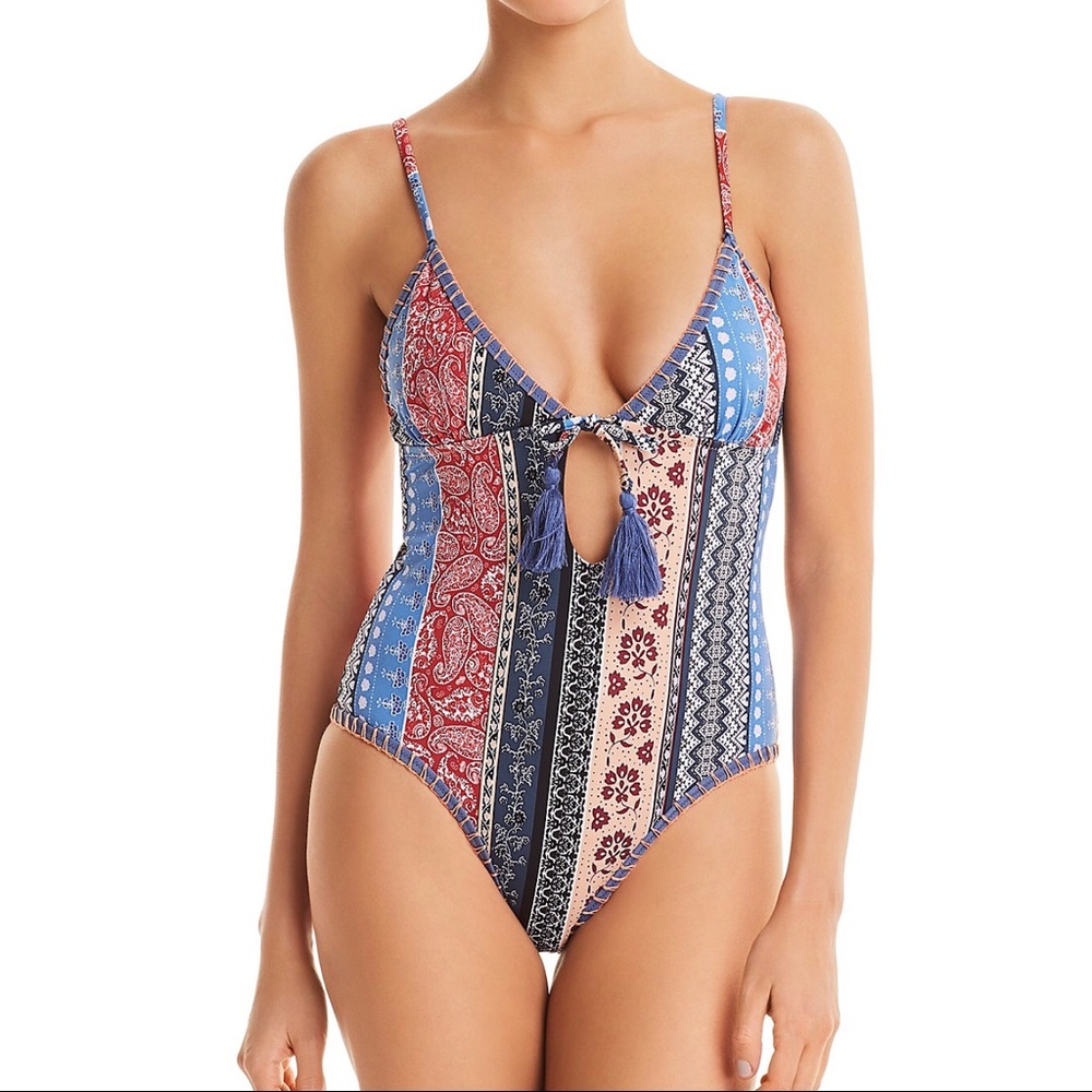 LILY ONE PIECE